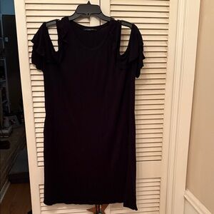 Acting Pro Black Asymmetrical Cold Shoulder Dress